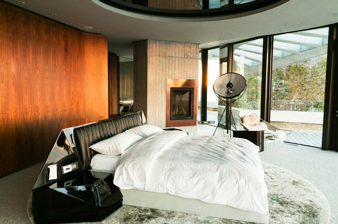 celebrity bedroom design