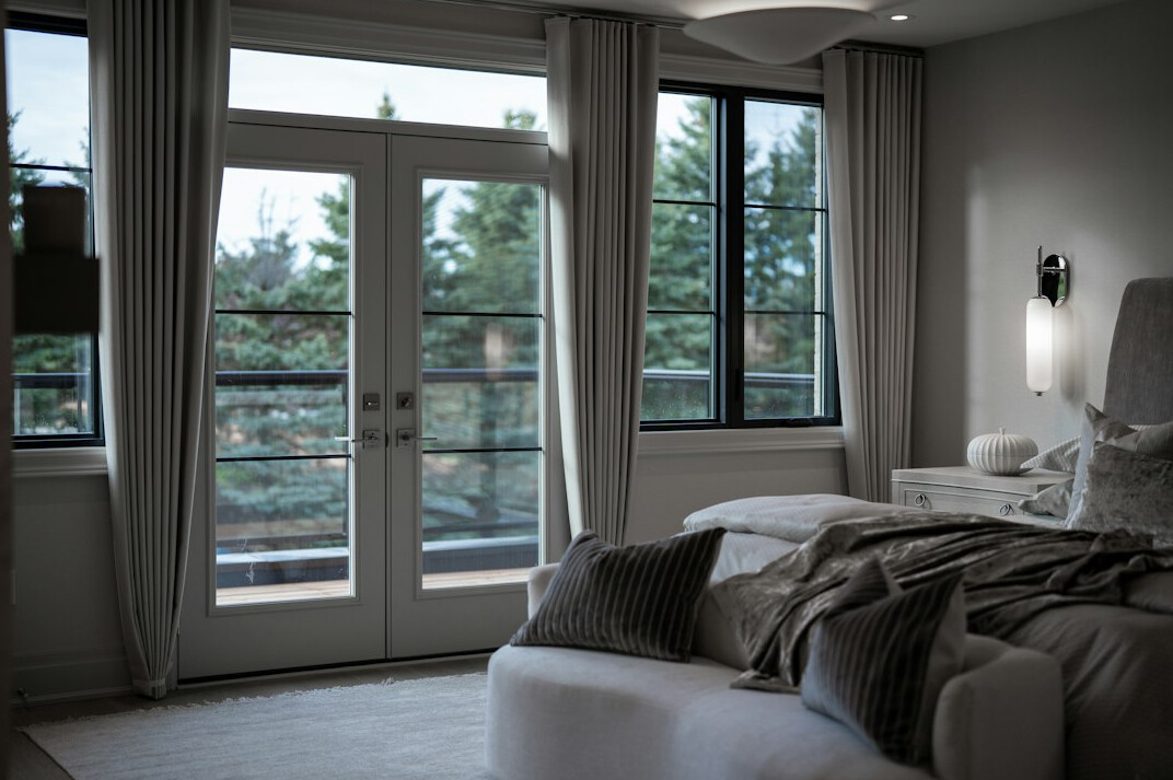 celebrity home living room interior
